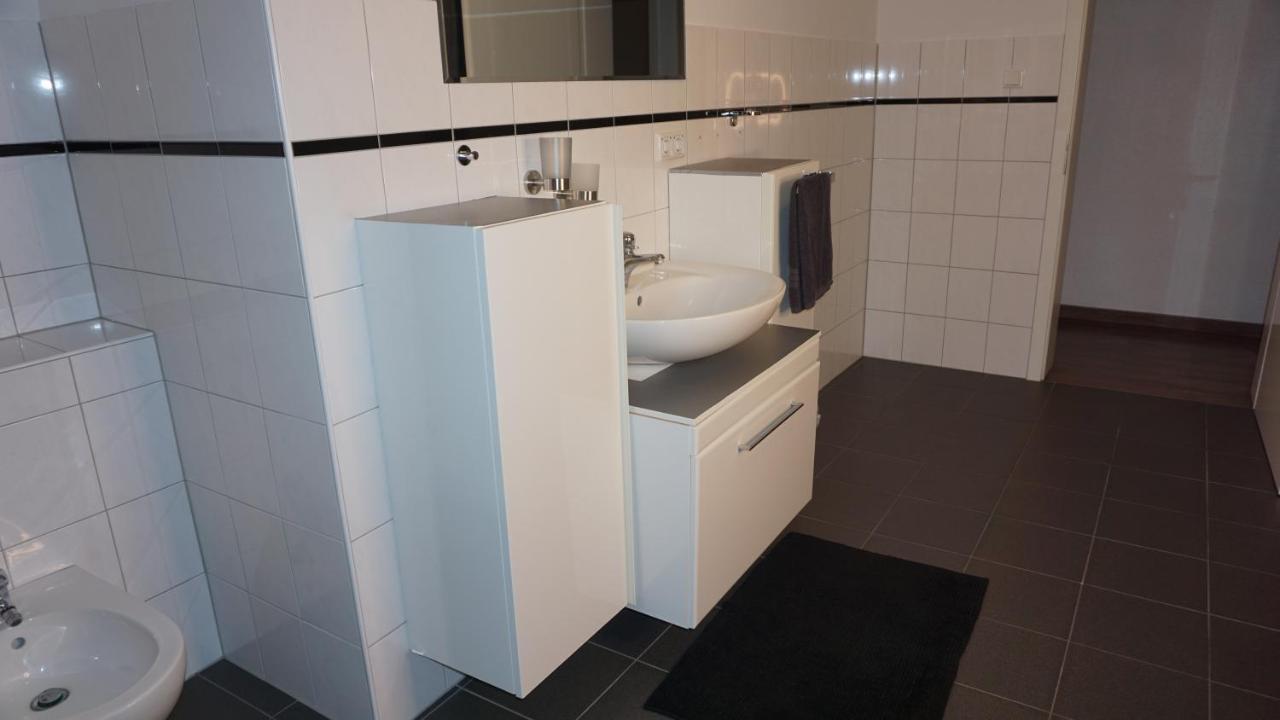 M&M Apartment Duesseldorf Neuss Exterior photo
